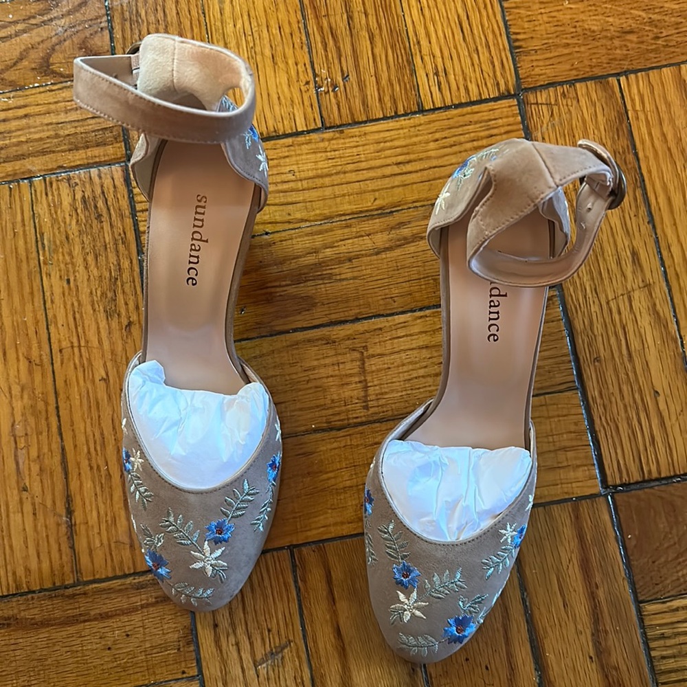 Sundance Embroidered Melina Shoes, 2” heel, NIB